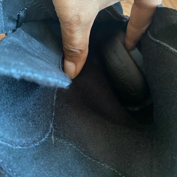 Black La Canadienne fleece lined Boots - Picture 7 of 9